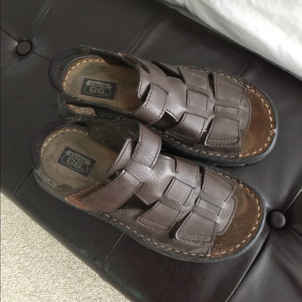- Men's sandals (Route 66). Size 9